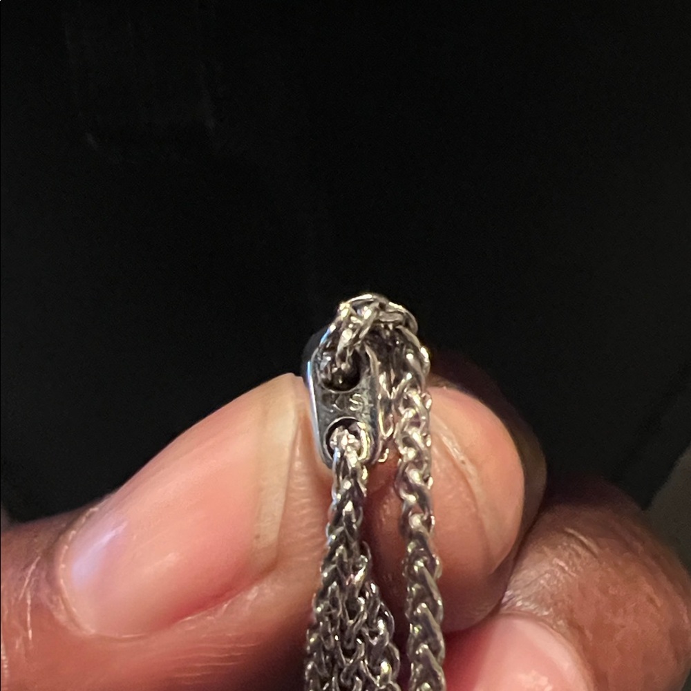 Kendra Scott Gold Adjusted Layered Pendant Necklace - Picture 4 of 4